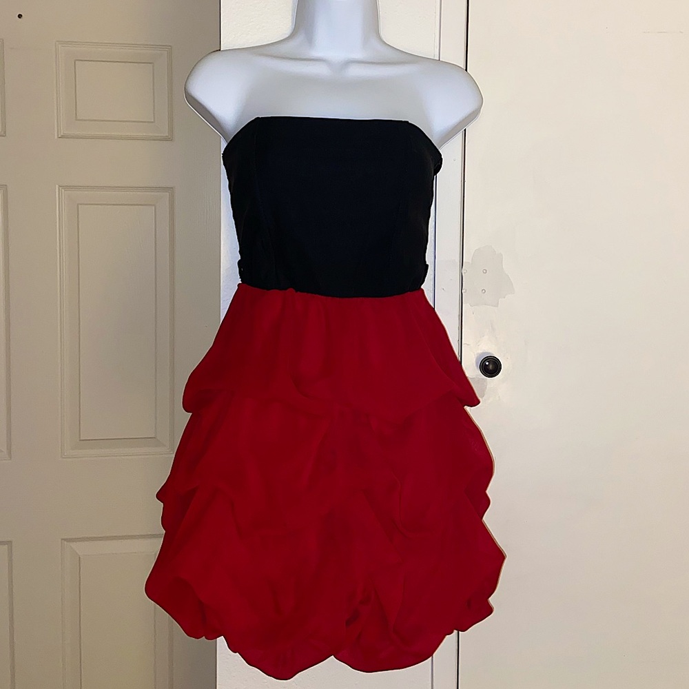 Super Cute Red/Black Strapless Ruffled Dress